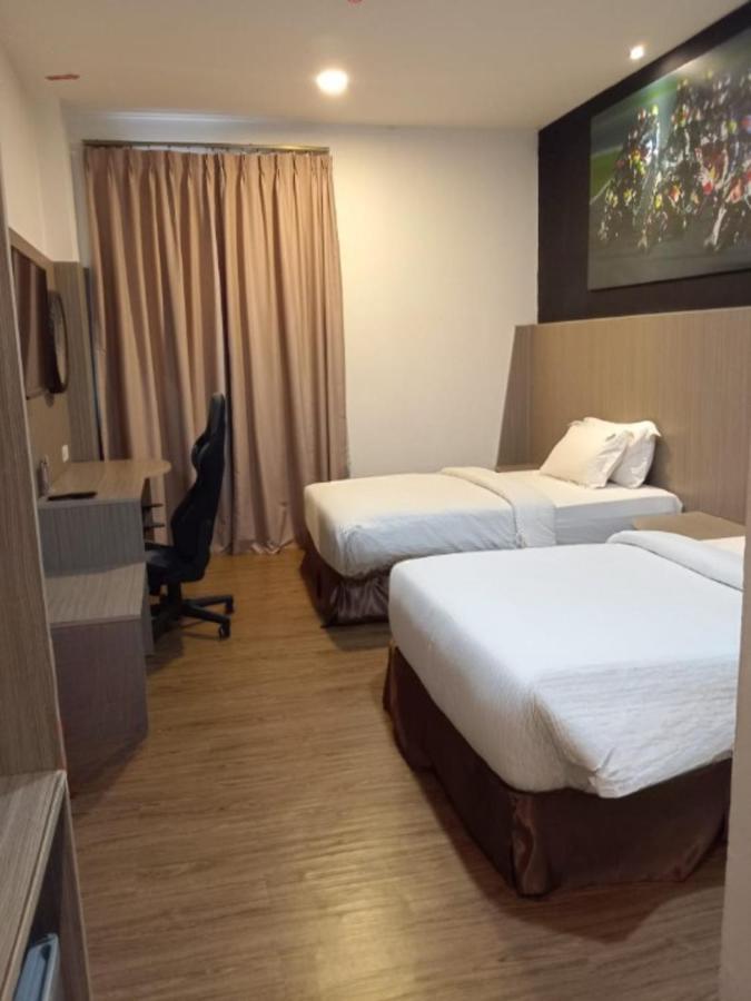Hype Motorsport Hotel Nilai Εξωτερικό φωτογραφία