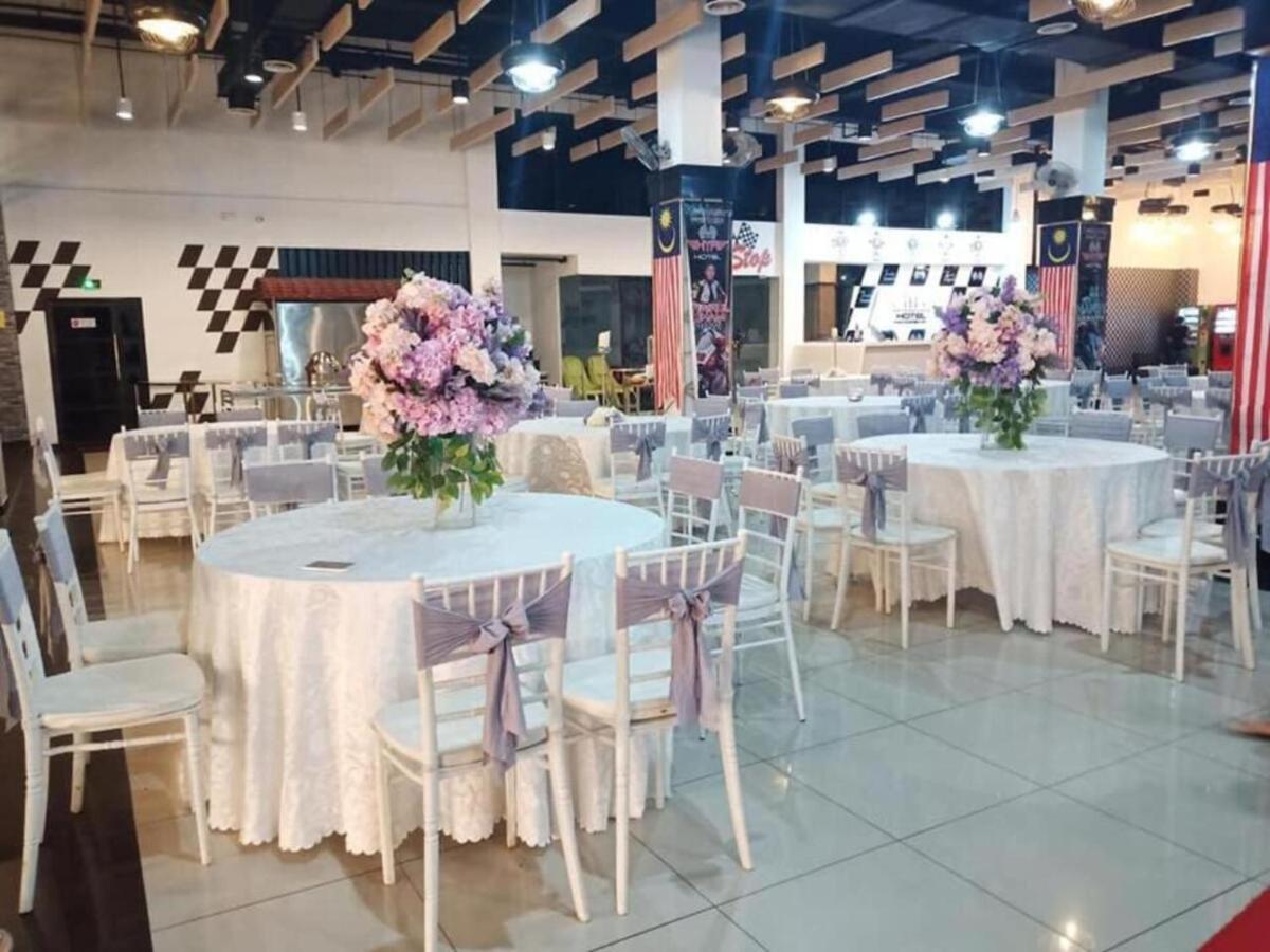 Hype Motorsport Hotel Nilai Εξωτερικό φωτογραφία