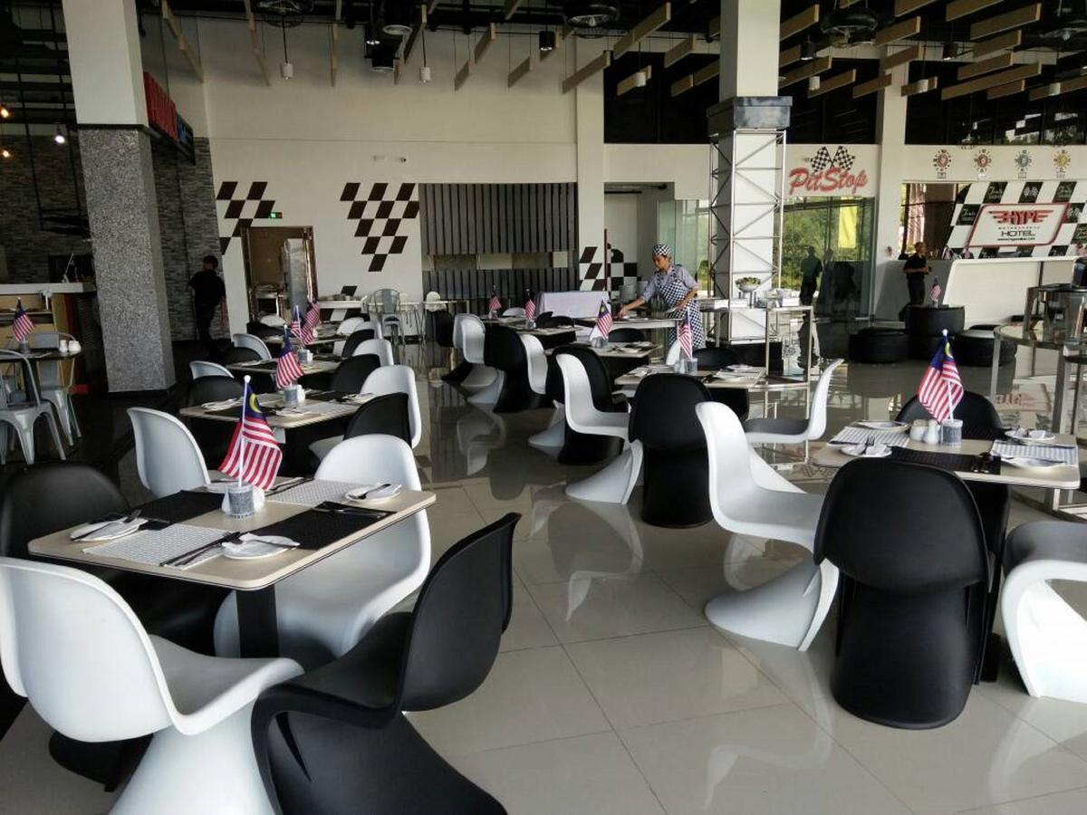 Hype Motorsport Hotel Nilai Εξωτερικό φωτογραφία