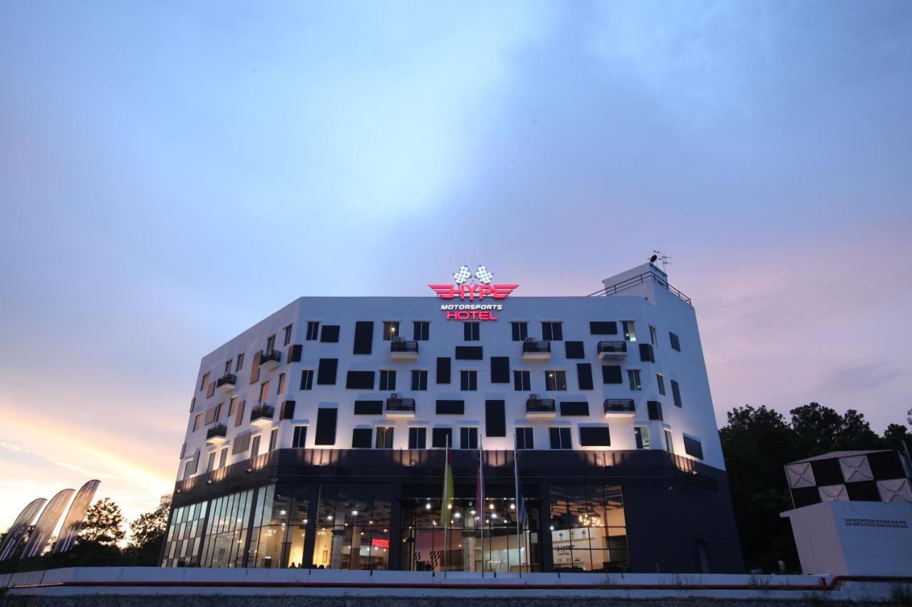 Hype Motorsport Hotel Nilai Εξωτερικό φωτογραφία